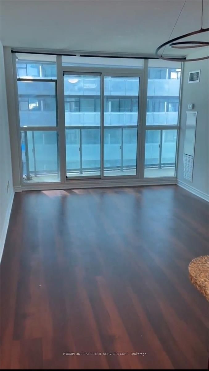 2207 - 19 Grand Trunk Cres, Toronto, M5J 3A3 | Image 3