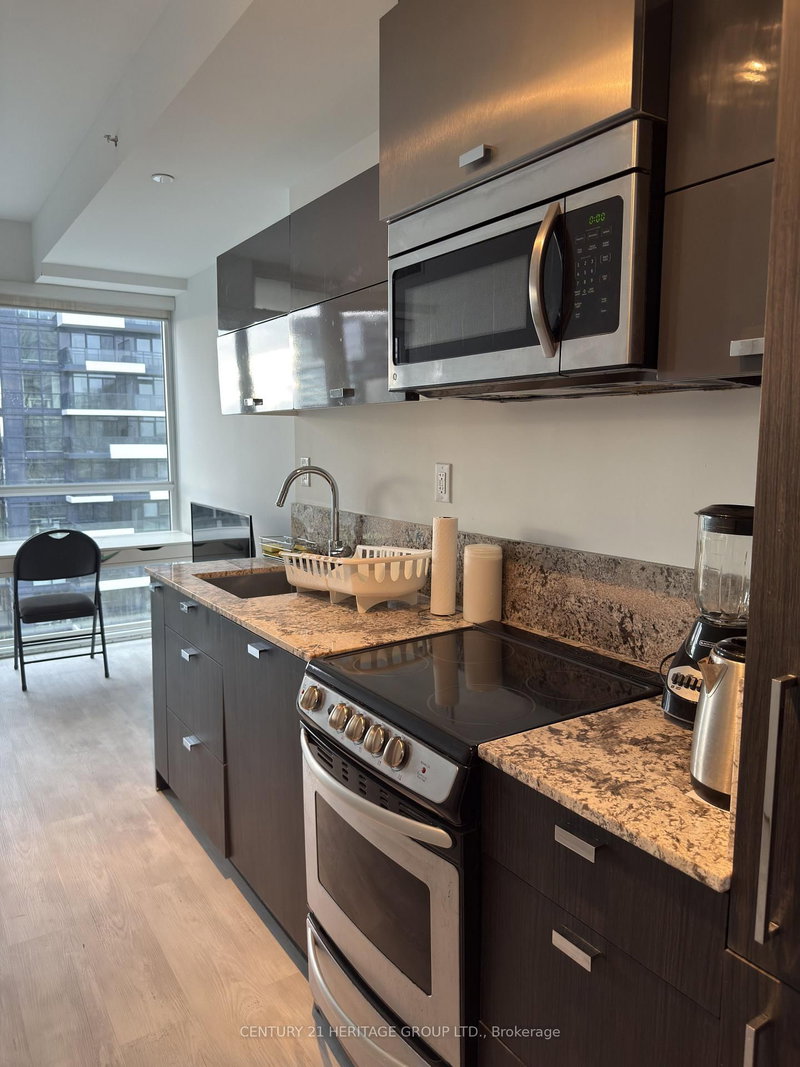 2803 - 290 Adelaide St W, Toronto, M5V 0P3 | Image 3