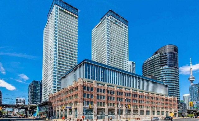 3202 - 19 Bathurst Street