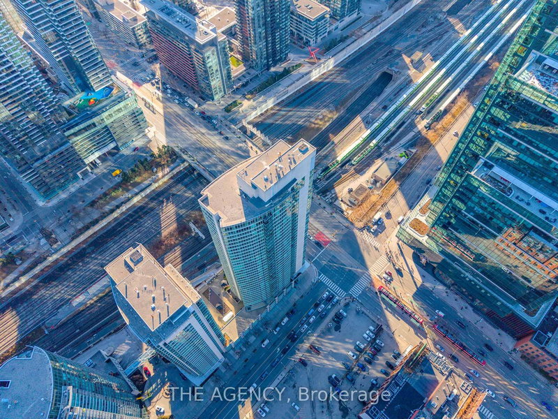 1211 - 397 Front St W, Toronto, M5V 3S1 | Image 2