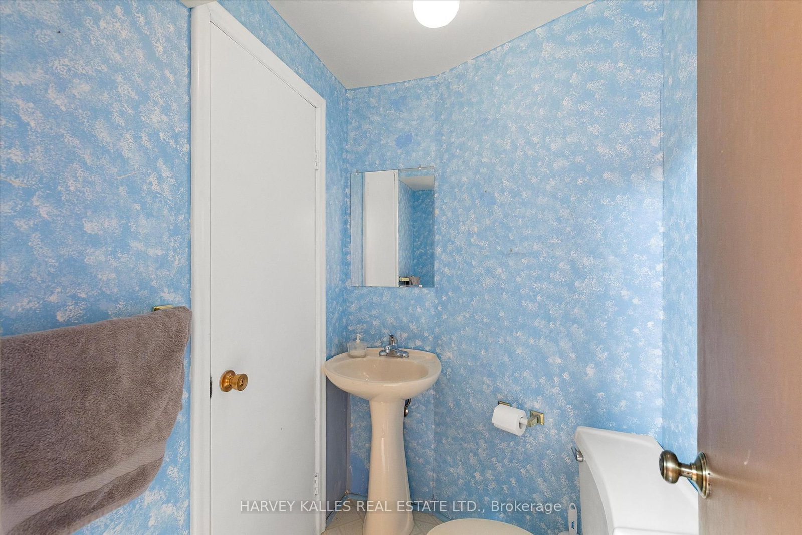 Listing Image 17