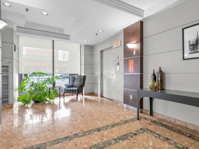 310 - 117 Gerrard Street E