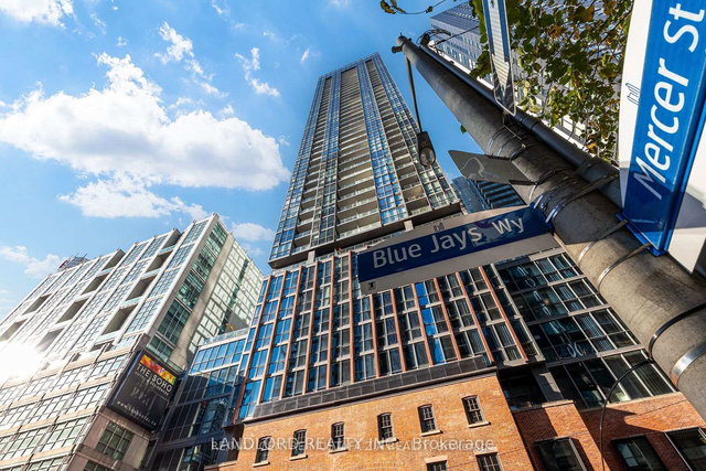 3502 - 88 Blue Jays Way