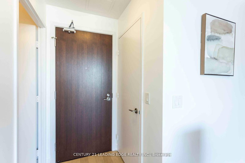 S810 - 120 Bayview Ave, Toronto, M5A 0G4 | Image 2