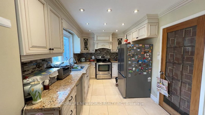 38 Marcelline King Room Cres, Toronto, M2K 2V7 | Image 3