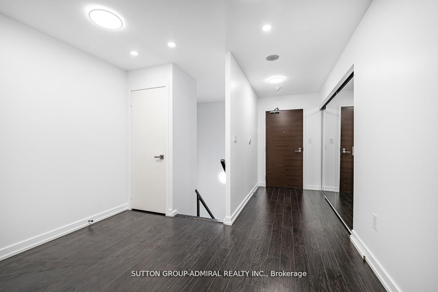 18 Capreol Court, Unit G20 - Photo 11