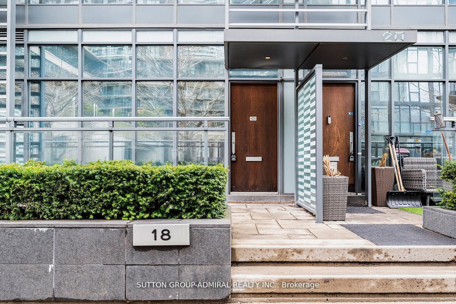 18 Capreol Court, Unit G20 - Photo 2