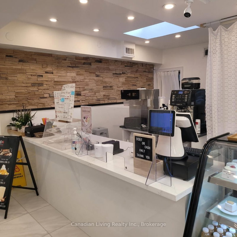 5647 Yonge St, Toronto, M2M 3T2 | Image 2