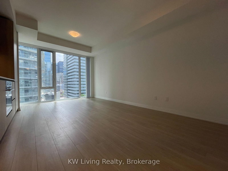 1808 - 8 Widmer St, Toronto, M5V 0W6 | Image 3