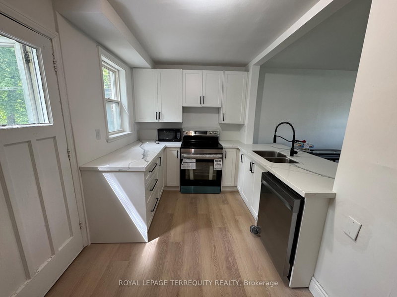 191 Finch Ave W, Toronto, M2R 1M2 | Image 3