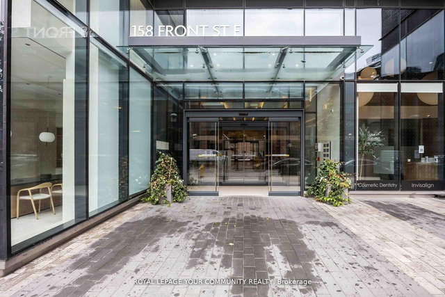 320 - 158 Front Street E