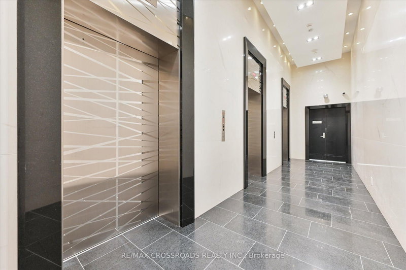 3006 - 224 King St W, Toronto, M5H 0A6 | Image 3