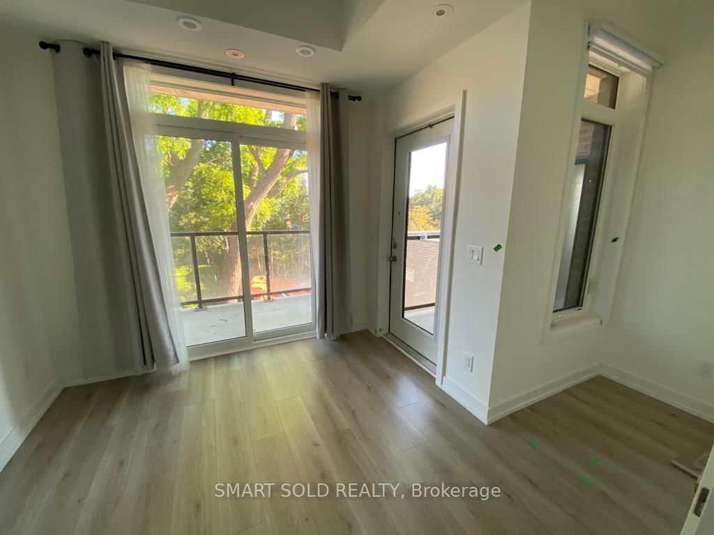 Townhouse for sale at 24-51 Winlock Park, Toronto, Ontario, M2M 0B8 - Newtonbrook East - MLS: C12664772