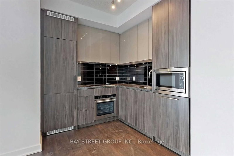 2711 - 125 Blue Jays Way, Toronto, M5V 1J6 | Image 3