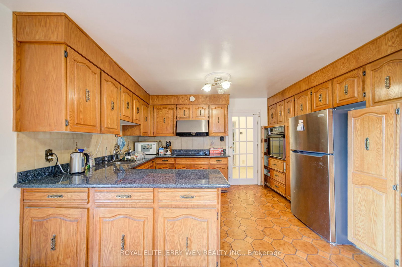 Listing Image 2