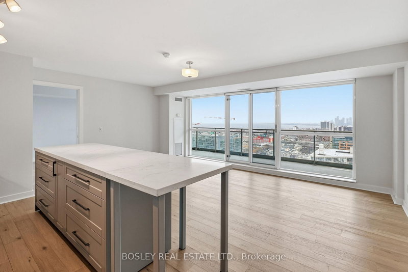 2105 - 100 Western Battery Rd, Toronto, M6K 3S2 | Image 2