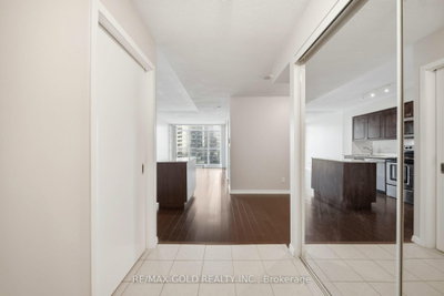 Unit 1456 — 209 Fort York Boulevard — more photos