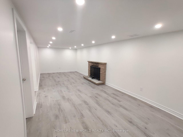 Lower - 34 Kingland Crescent