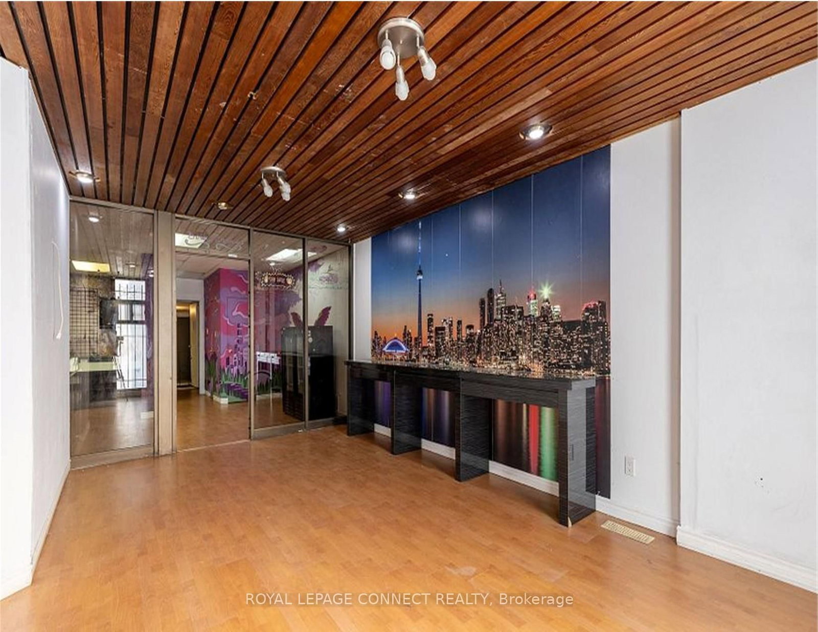 1105 Bathurst Street - Photo 4