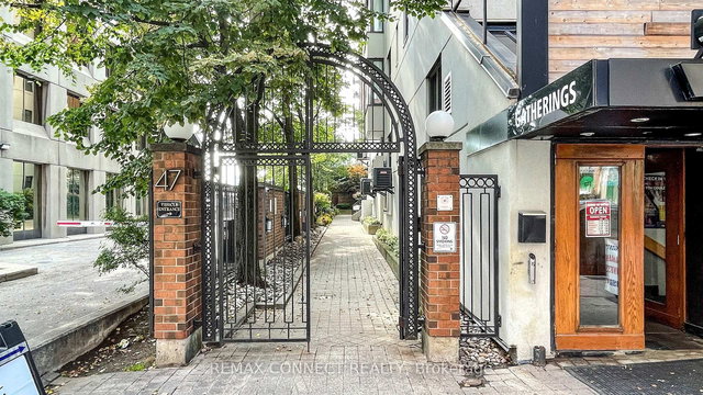 1002 - 47 St Clair Avenue W