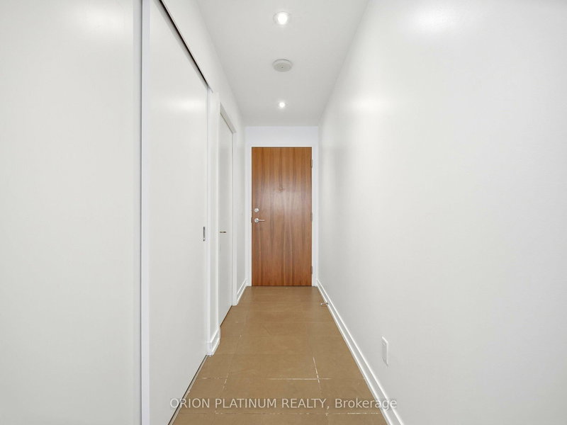 2111 - 170 Fort York Blvd, Toronto, M5V 0E6 | Image 2