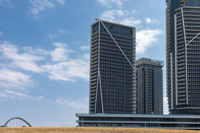 1112 - 30 Ordnance Street