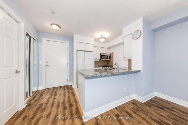 1907 - 15 Greenview Avenue