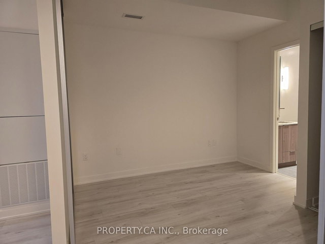 209N - 120 Broadway Avenue