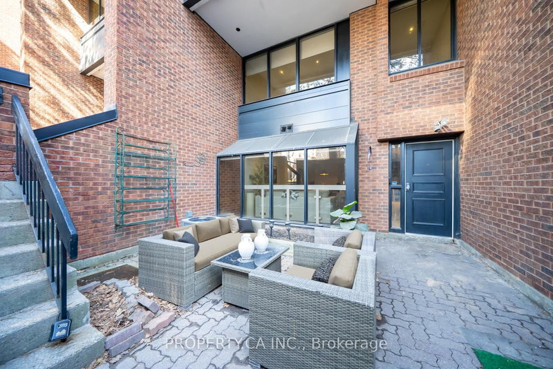 A5 - 142 Pears Ave, Toronto, M5R 1T2 | Image 2