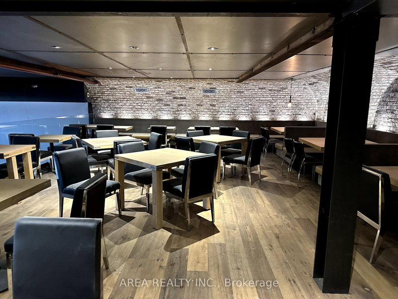 2472 Yonge St, Toronto, M4P 2H5 | Image 3