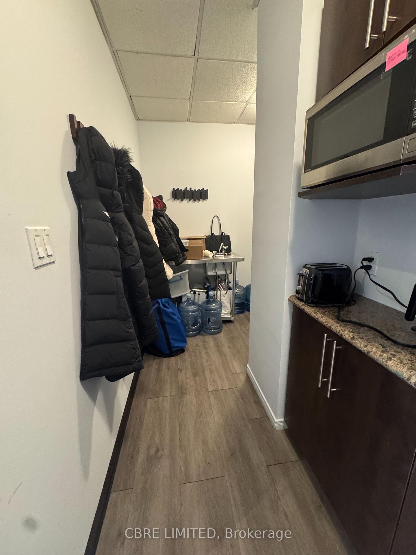 2171 Avenue Road, Unit Unit 105 - Photo 4