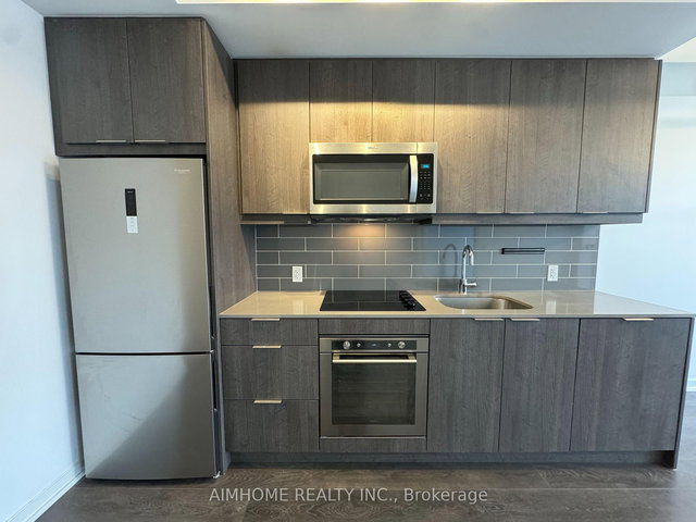 1311 - 32 Forest Manor Road