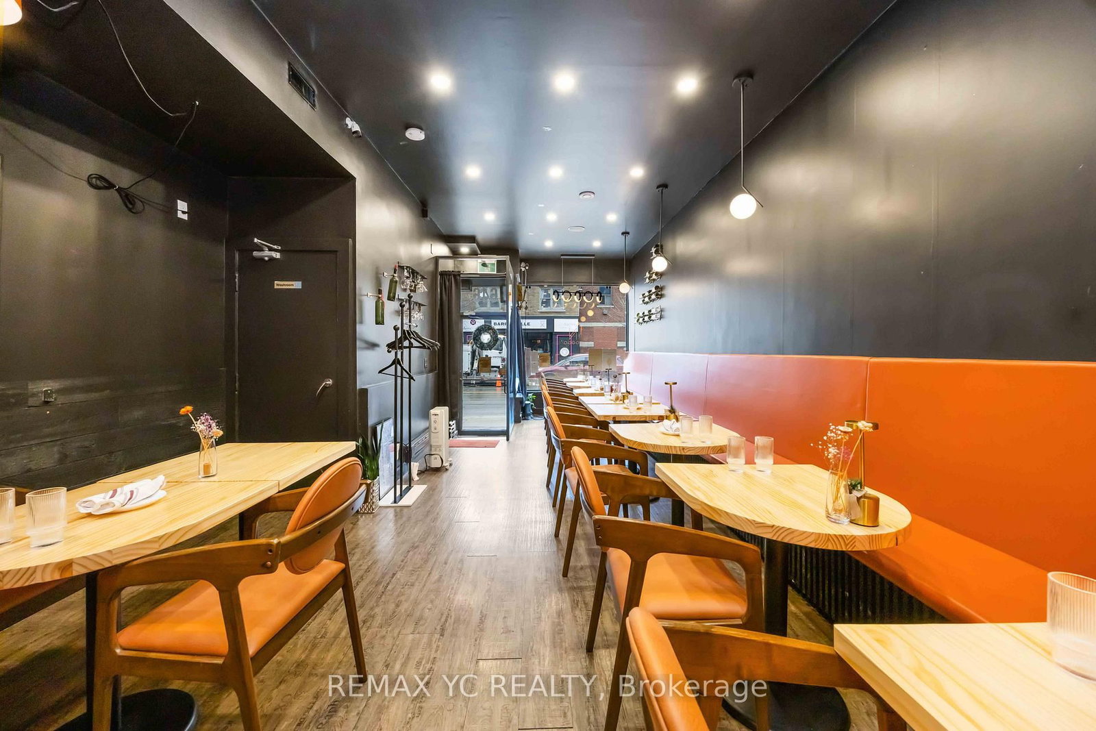 646 Queen Street W - Photo 4