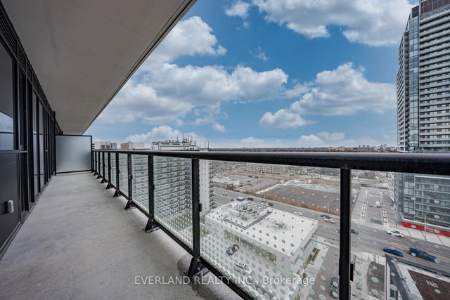 1211 - 5858 Yonge Street E