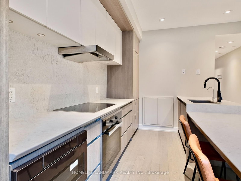 6 - 33 Dundonald St, Toronto, M4Y 1K3 | Image 2