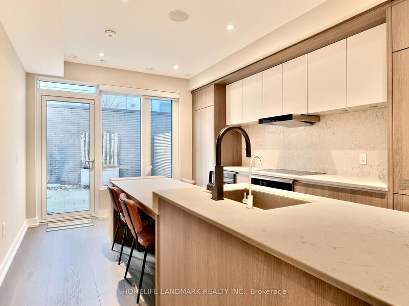 6 - 33 Dundonald St, Toronto, M4Y 1K3 | Image 3