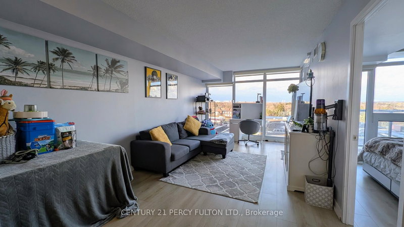 home for lease on 809-72 Esther Shiner Boulevard