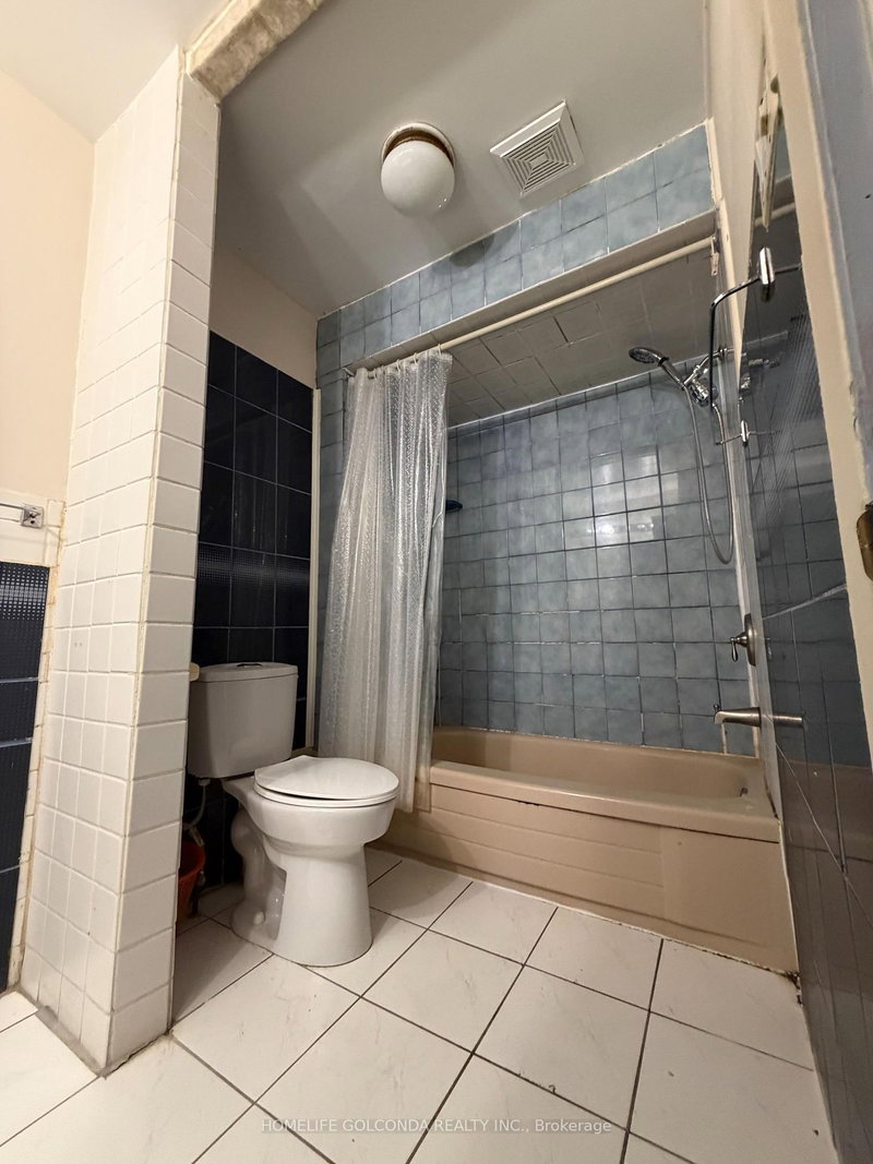 81 Sexton Cres, Toronto, M2H 2L7 | Image 2