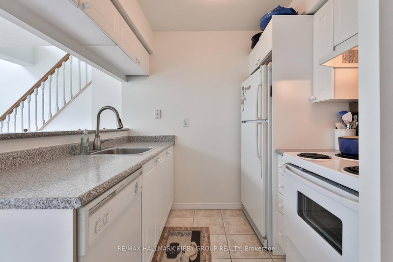 528 - 109 Front St E, Toronto, M5A 4P7 | Image 3