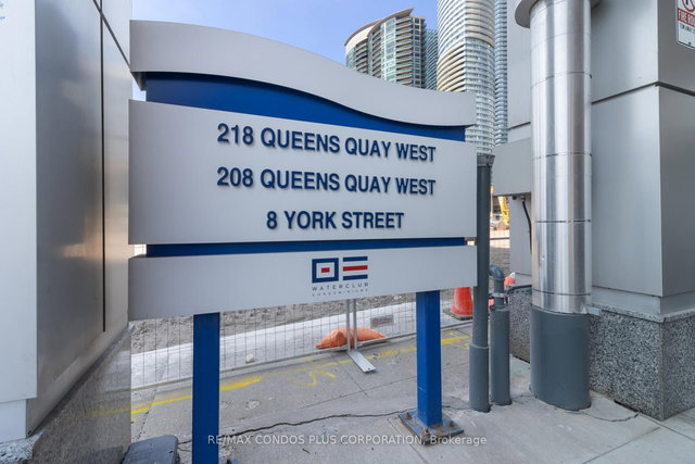 2611 - 218 Queens Quay W