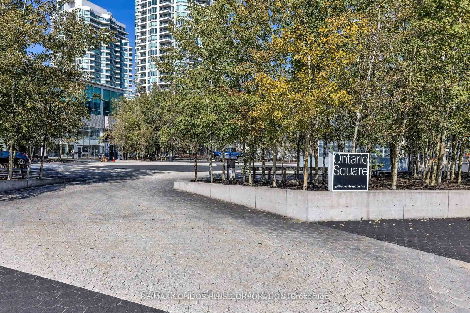 218 Queens Quay W, Unit 2611 - Photo 42