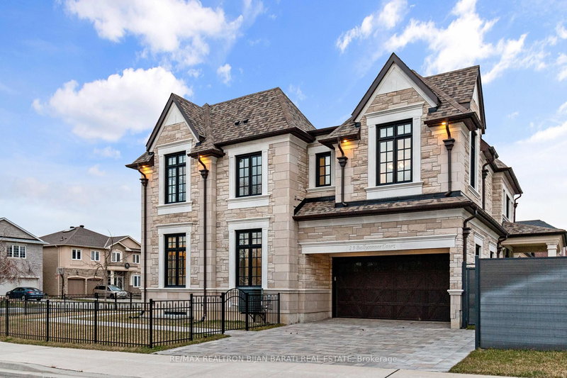 29 Ballyconnor Crt, Toronto, M2M 4C6 | Image 3