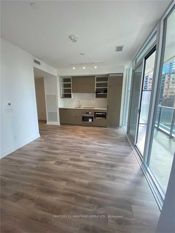 514 - 20 Edward St, Toronto, M5G 1C9 | Image 2