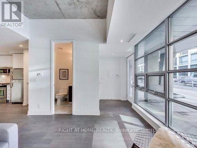 104-399 Adelaide Street West, Toronto, Ontario image-0-4