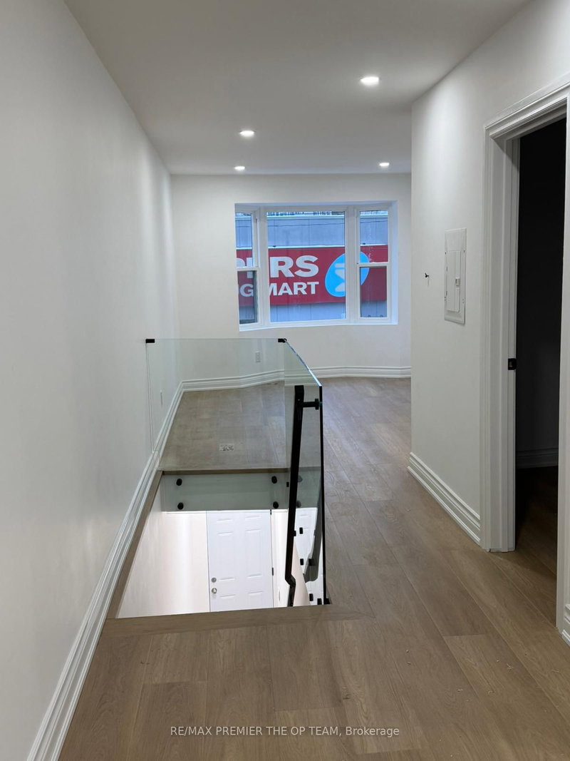 Upper Level - 54 Vaughan Rd, Toronto, M6G 2N4 | Image 3