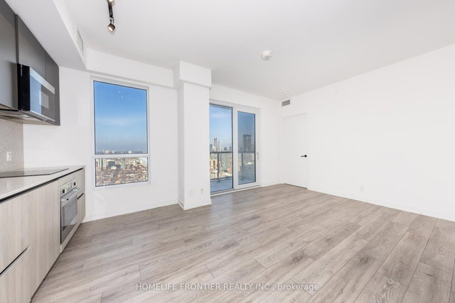 4702 - 108 Peter Street