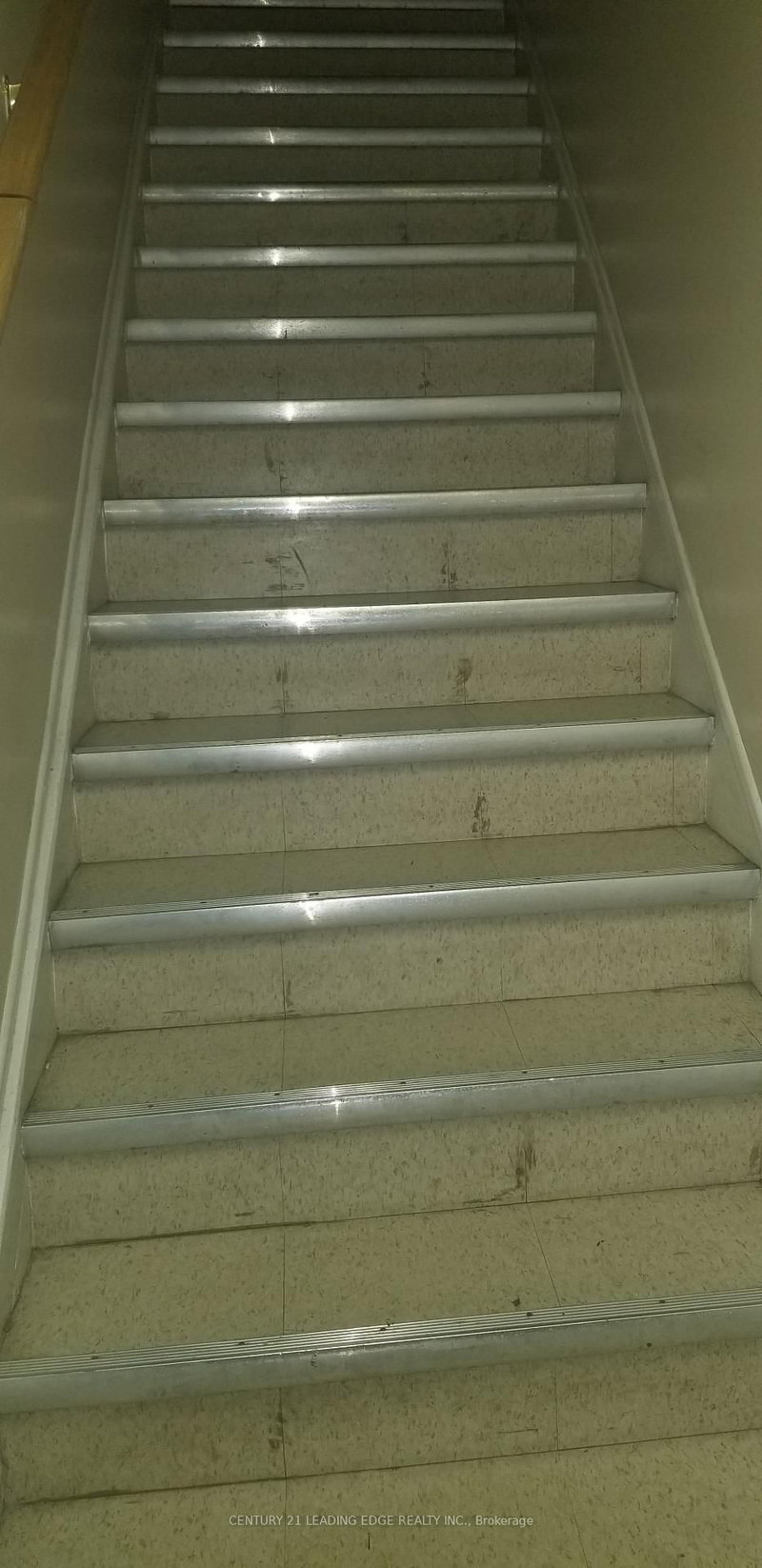 2A - 959 Bloor St W, Toronto, M6H 1L7 | Image 2