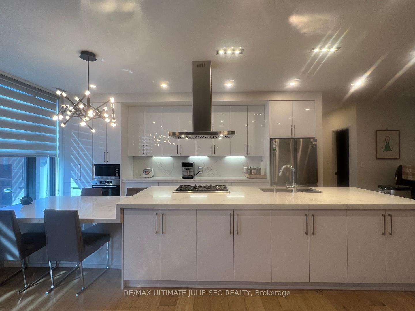 172 Harbord Street - Photo 6