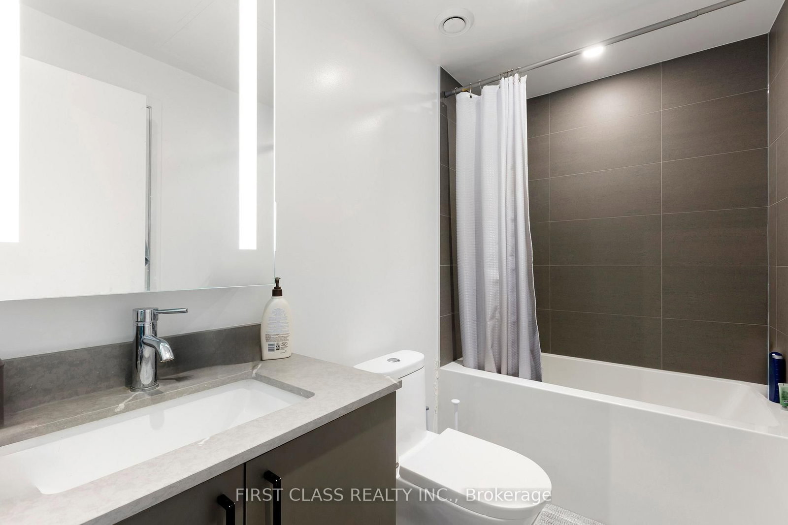 135 East Liberty Street • #2606 • Toronto, ON photo 12