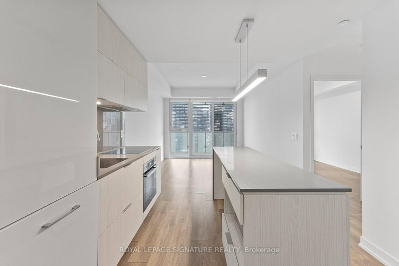 home for lease on 2707-15 Lower Jarvis Street